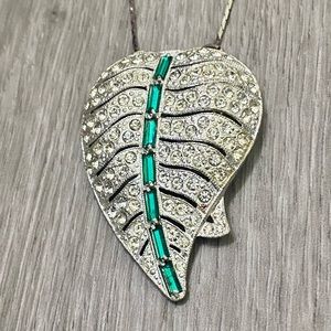 Vintage Rhinestone Leaf Pendant Necklace